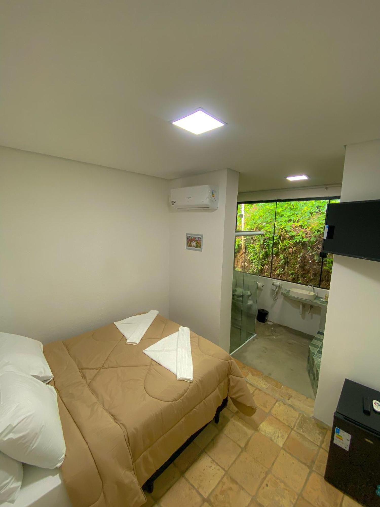 Double Room with Mountain View,1634932986:JPEG